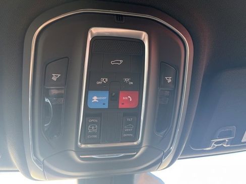 New 2026 Jeep Grand Cherokee L 4WD image 28