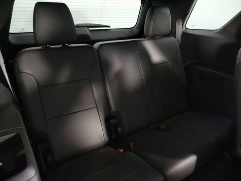 Used 2023 Chevrolet Traverse Premier w/ Redline Edition AWD/4WD image 15