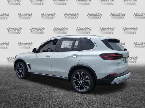 Used 2026 BMW X5 xDrive40i AWD/4WD image 8