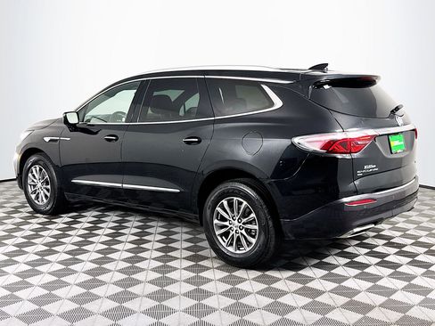 Used 2024 Buick Enclave Premium AWD/4WD image 6