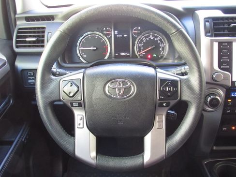 Used 2021 Toyota 4Runner Limited AWD/4WD image 28
