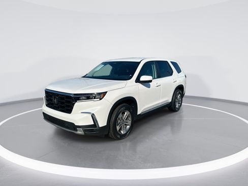 Used 2023 Honda Pilot EX-L image 5
