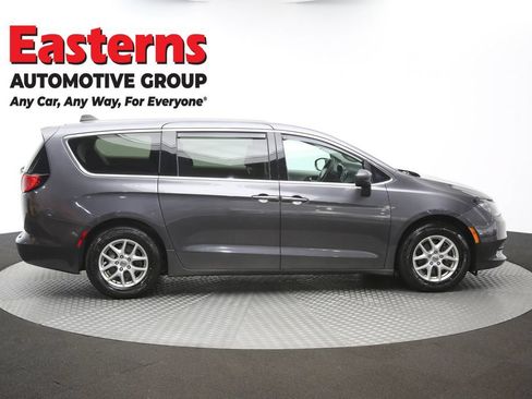 Used 2022 Chrysler Voyager LX FWD image 44