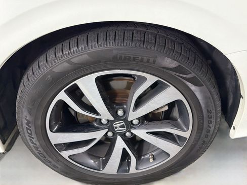 Used 2019 Honda Odyssey Elite image 11