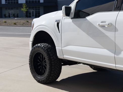 Used 2021 Ford F150 Lariat w/ Equipment Group 502A High AWD/4WD image 11