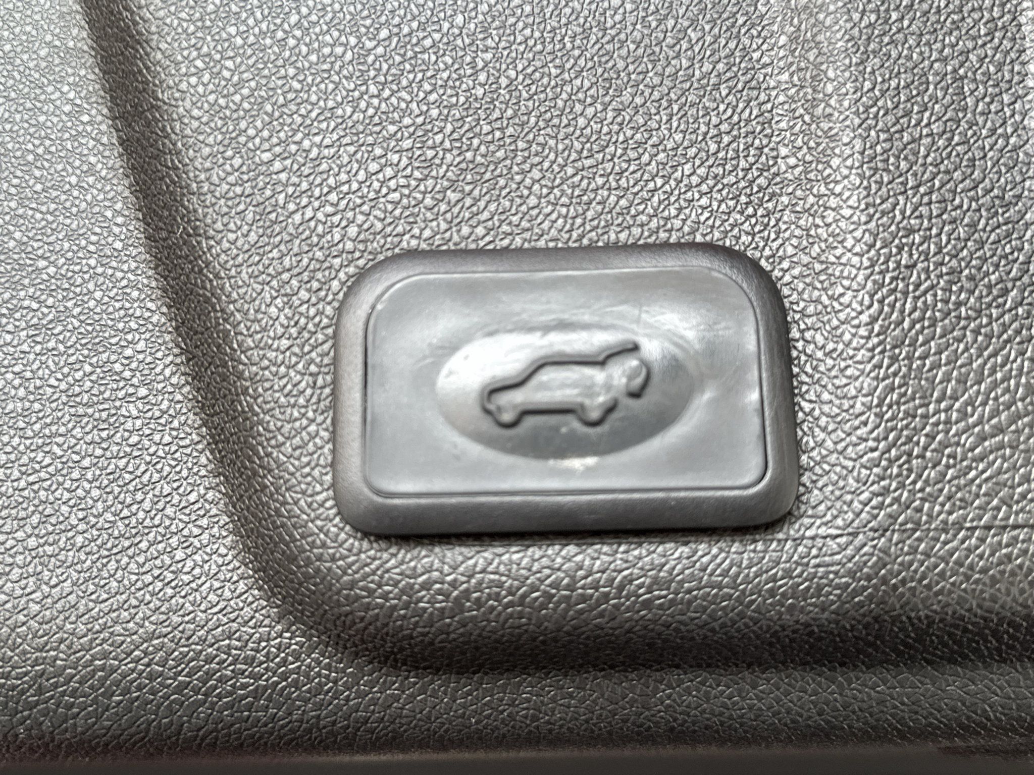Used 2014 Buick Enclave Leather w/ Trailering Provision Package AWD/4WD image 22