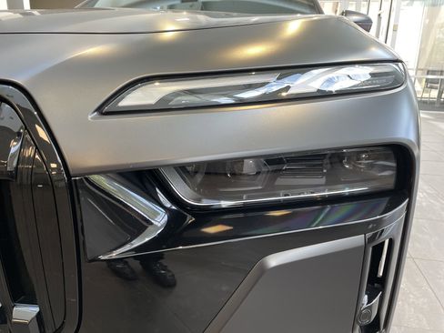 Used 2023 BMW 740i RWD image 5