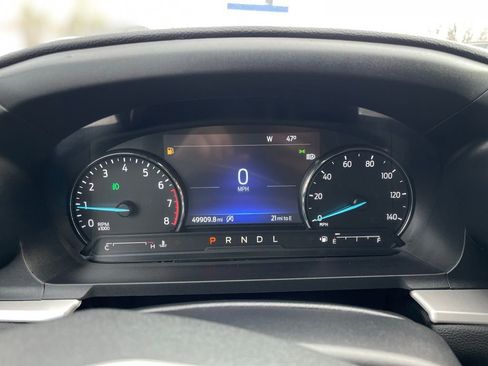 Used 2021 Ford Explorer XLT w/ Equipment Group 202A image 19