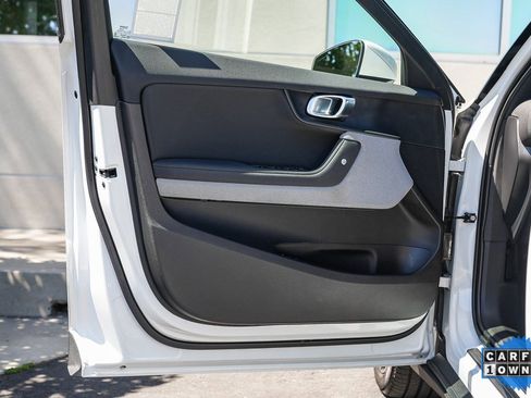 Used 2022 Polestar Polestar 2 Long Range Dual Motor w/ Plus Package image 19