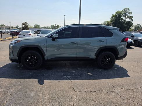 Used 2023 Toyota RAV4 XLE FWD image 9