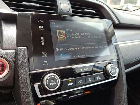Certified 2018 Honda Civic EX image 23