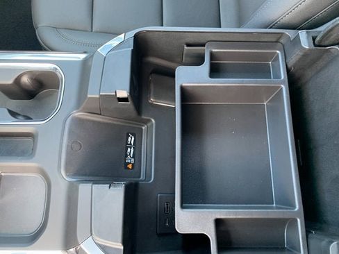 New 2026 GMC Sierra 1500 SLT w/ SLT Convenience Package image 24