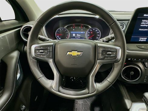 Used 2024 Chevrolet Blazer LT w/ Sound & Technology Package image 11