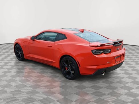 Used 2020 Chevrolet Camaro SS RWD image 9
