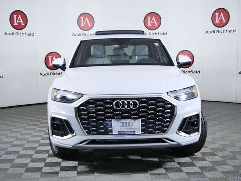 Used 2023 Audi Q5 2.0T Premium Plus w/ Premium Plus Package AWD/4WD image 3