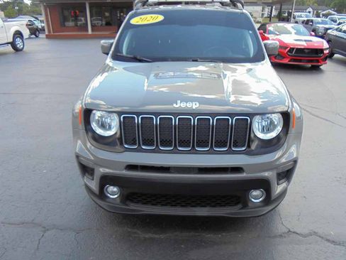 Used 2020 Jeep Renegade Latitude FWD image 3