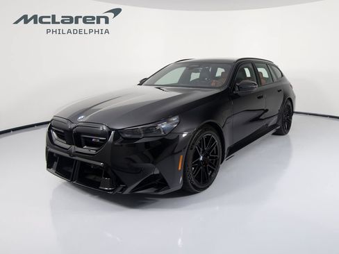 Used 2026 BMW M5 Touring AWD/4WD image 1