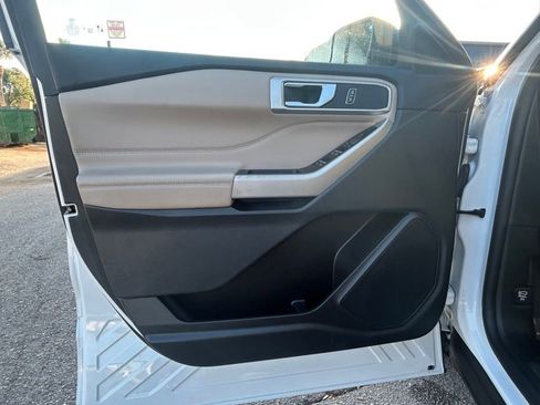 Certified 2023 Ford Explorer XLT w/ Equipment Group 202A image 31