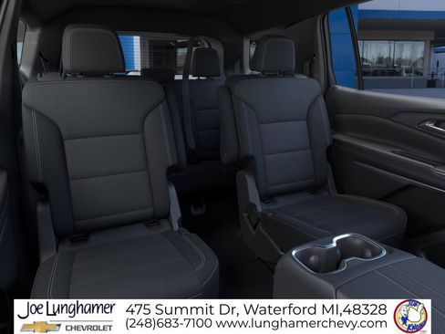 New 2027 Chevrolet Traverse LT w/ Driver Confidence Package FWD image 19