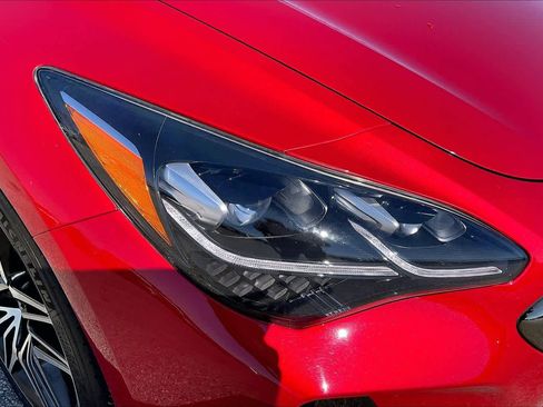 Used 2022 Kia Stinger GT2 image 26