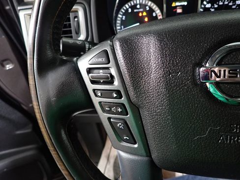 Used 2017 Nissan Titan Platinum Reserve RWD image 29