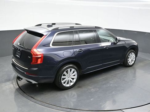 Used 2016 Volvo XC90 T6 Momentum w/ Vision Package image 39
