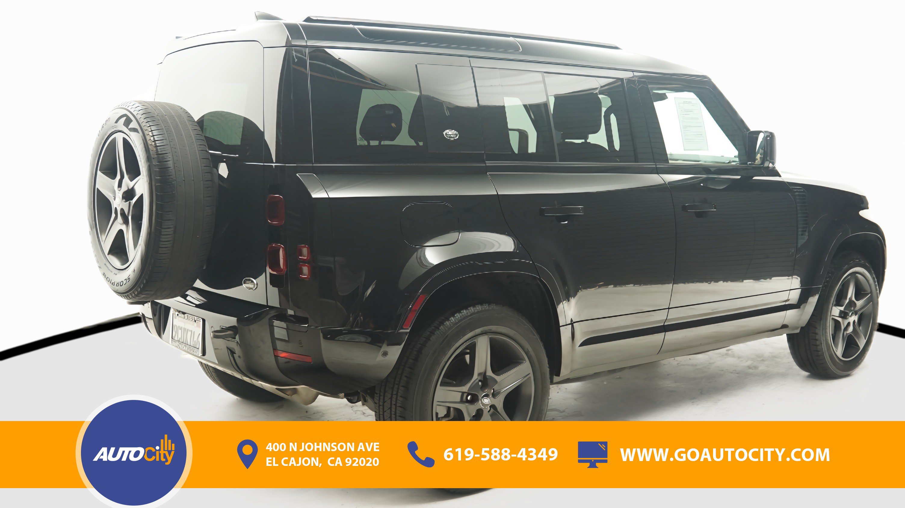 Used 2023 Land Rover Defender 110 X-Dynamic SE AWD/4WD image 6