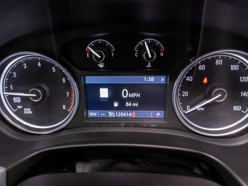 Used 2020 Buick Enclave Essence w/ Sound and Sites Package image 24