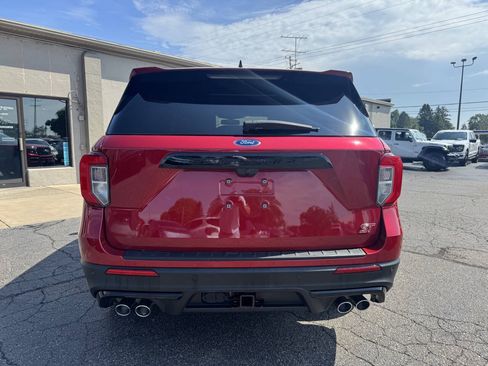 Used 2023 Ford Explorer ST w/ Technology Package AWD/4WD image 3