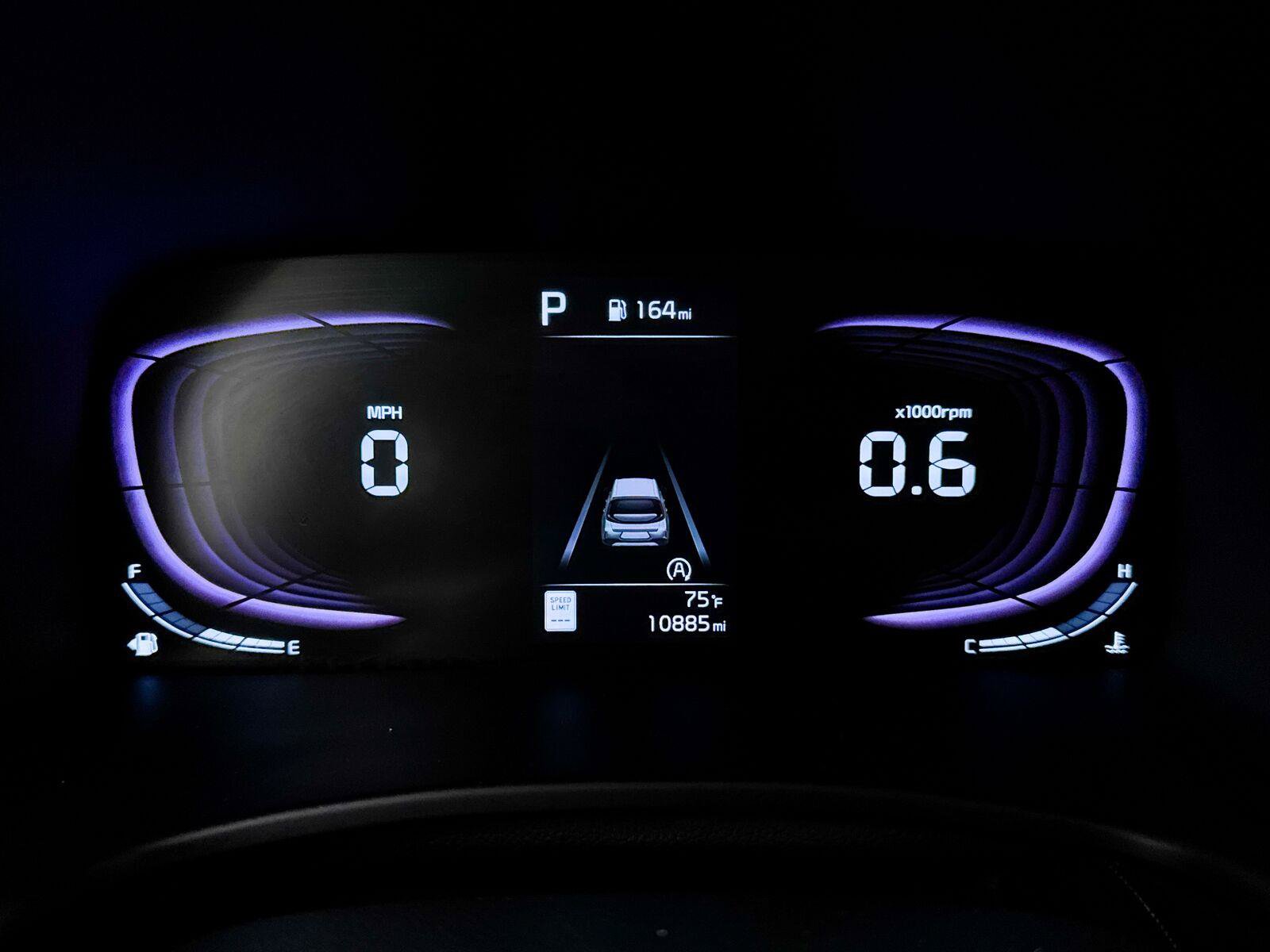Used 2025 Kia Soul LX w/ LX Technology Package FWD image 33
