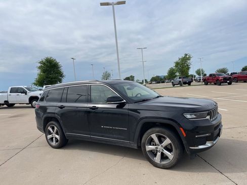 Used 2021 Jeep Grand Cherokee L Limited image 7