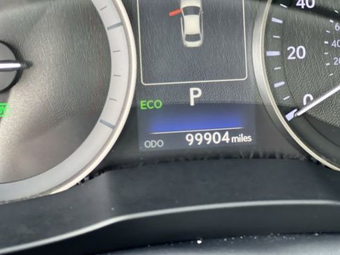 Used 2016 Lexus ES 300h image 13