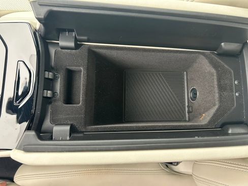 Used 2024 BMW 530i xDrive w/ Premium Package image 27