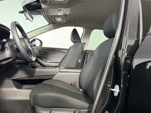 Used 2023 Nissan Rogue S image 19