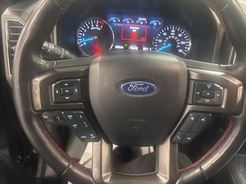 Used 2021 Ford Expedition Max Limited image 19