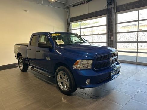 Used 2018 RAM 1500 Express w/ Express Value Package AWD/4WD image 4