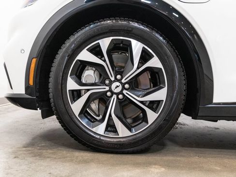 Used 2022 Ford Mustang Mach-E Premium RWD image 11