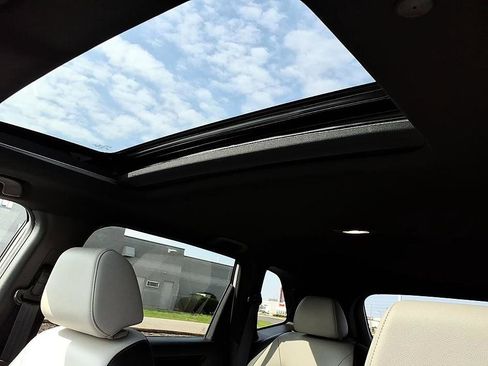 Used 2024 Honda CR-V Sport Touring image 19