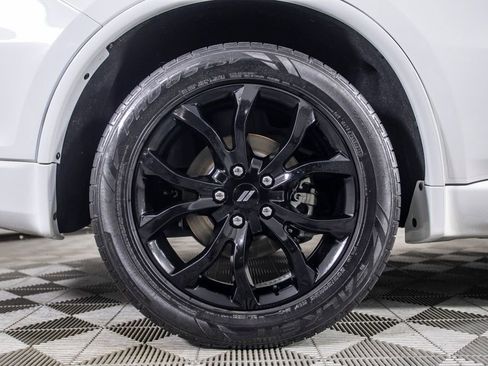 Used 2020 Dodge Durango SXT image 41