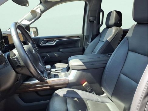 Used 2023 Chevrolet Silverado 1500 RST w/ Rally Edition AWD/4WD image 10