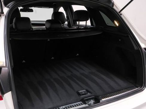 Used 2019 Mercedes-Benz GLC 300 w/ Premium Package image 50