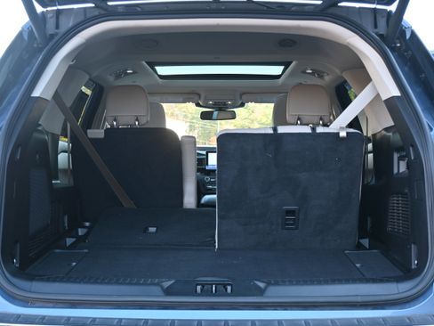 Used 2020 Ford Explorer Limited w/ Hybrid Equipment Group 310A image 33