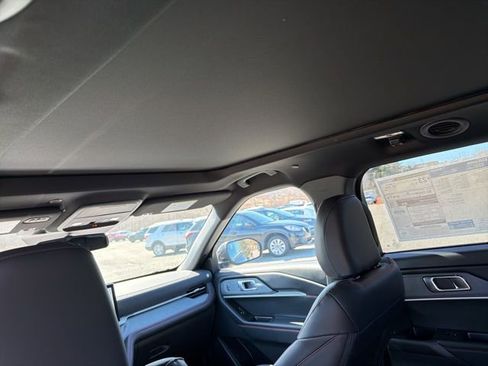 New 2026 Ford Explorer ST-Line w/ ST-Line Street Pack AWD/4WD image 10