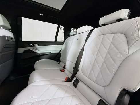 New 2026 BMW X7 xDrive40i w/ M Sport Package image 26
