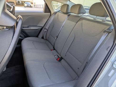 Used 2025 Kia K4 LXS image 24