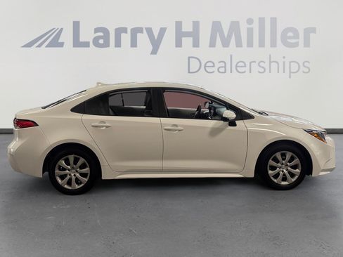 Certified 2026 Toyota Corolla LE w/ Carpet Mat Package (TMS) FWD image 6