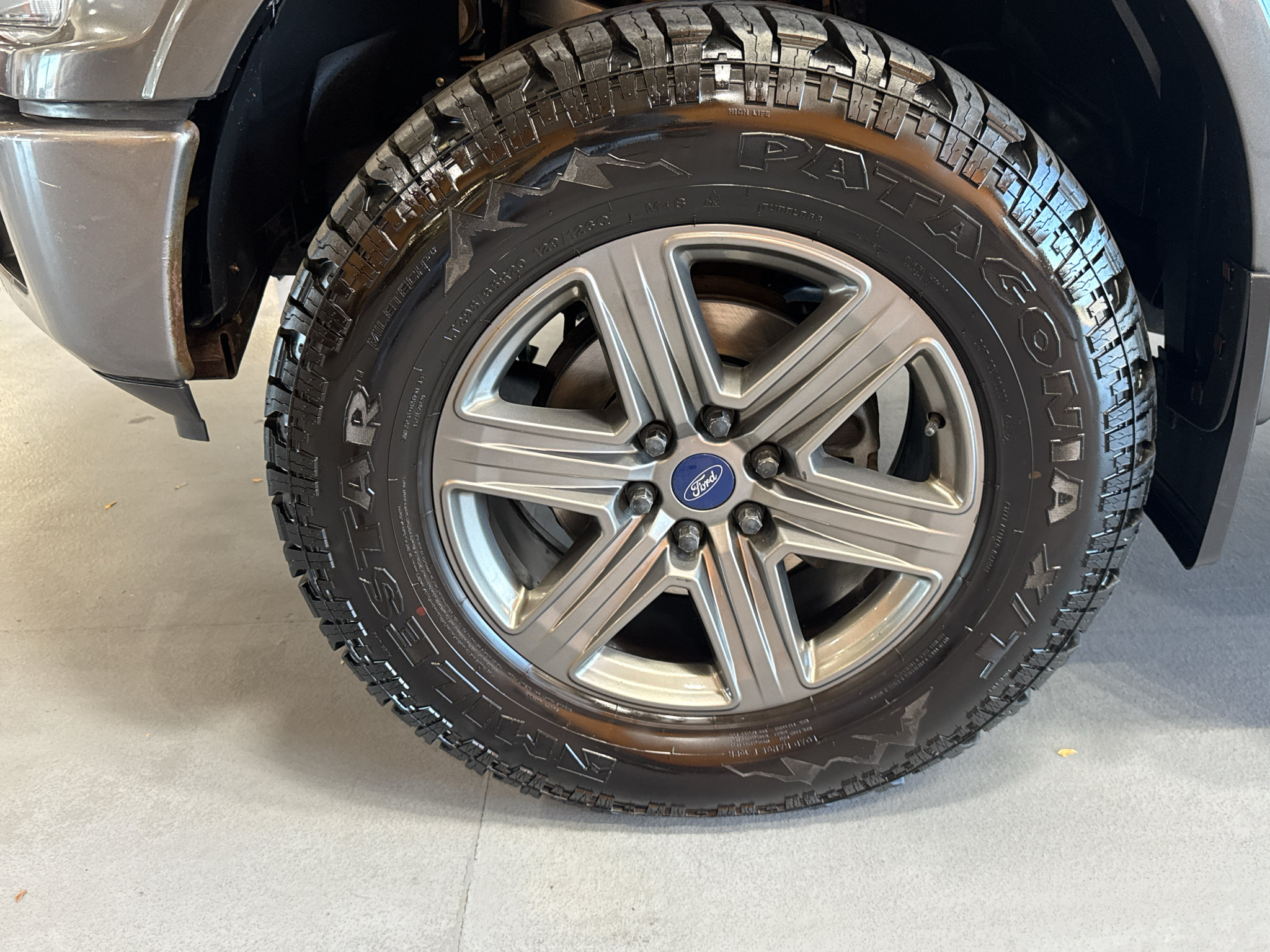 Used 2020 Ford F150 Lariat w/ Equipment Group 502A Luxury AWD/4WD image 9