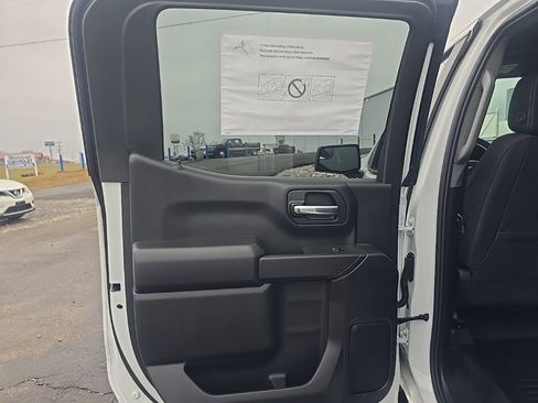 New 2026 Chevrolet Silverado 1500 Custom image 17