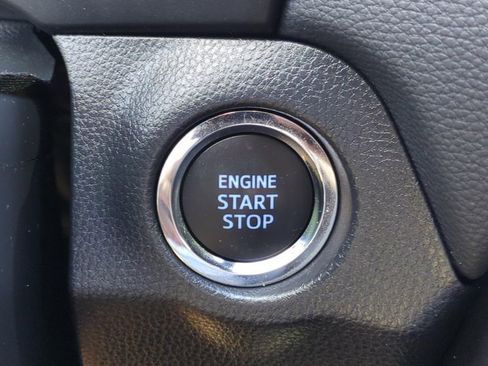 Certified 2022 Toyota RAV4 XLE Premium image 26