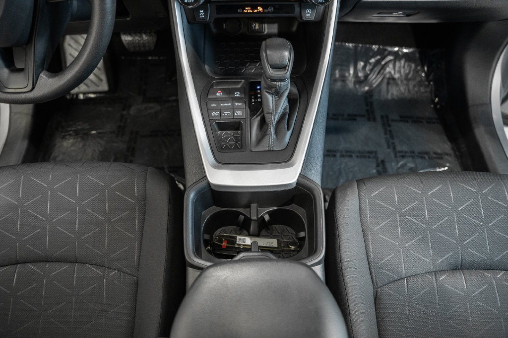 Certified 2025 Toyota RAV4 XLE AWD/4WD image 24